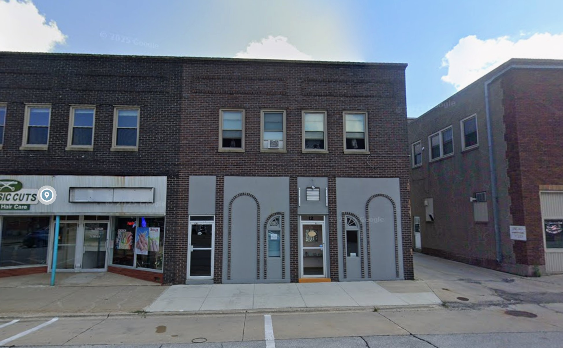 East 5th Apartments
