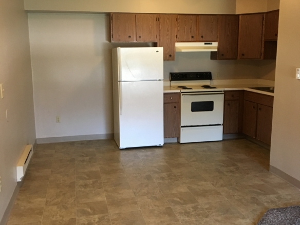 Briarwood Kitchen dining room