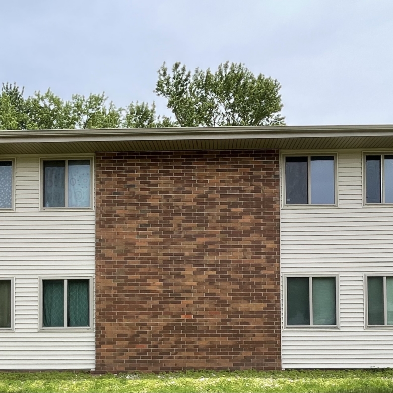 Cypress Pointe (Emmetsburg) Exterior 3