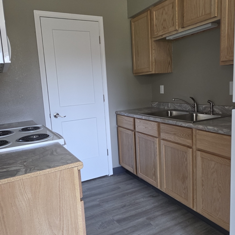 ESW (Madison Manor) Apartments