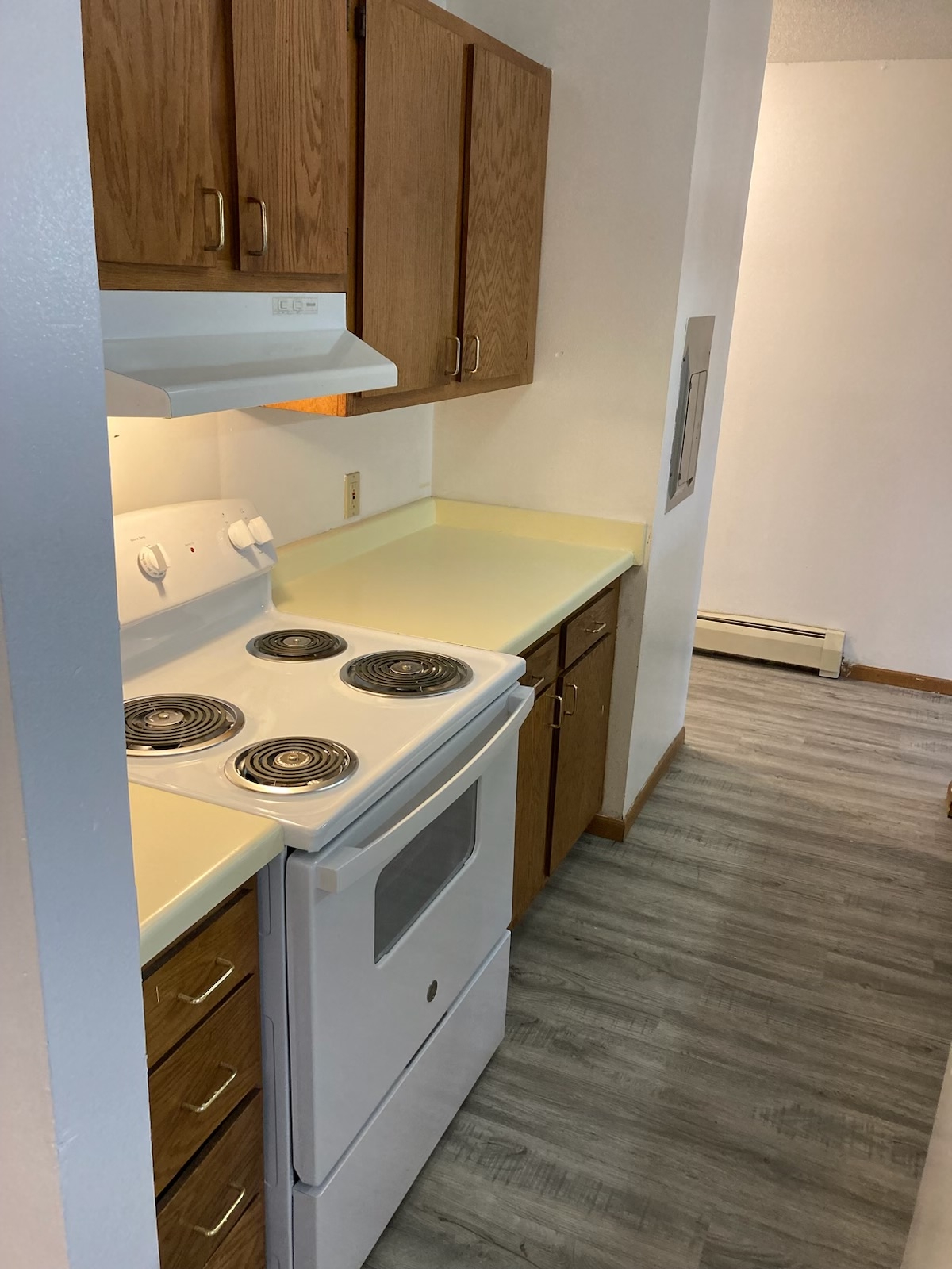 Pinewood Apts (4)