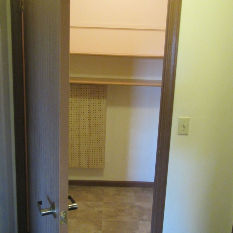 Range View Apts