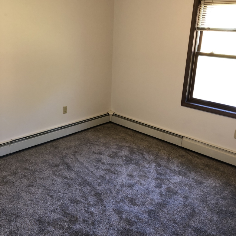 Riverview Apts